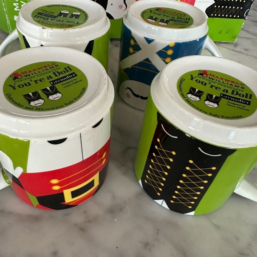 Festive Nutcracker Mug Set - Green and Red - Picture 2 of 6